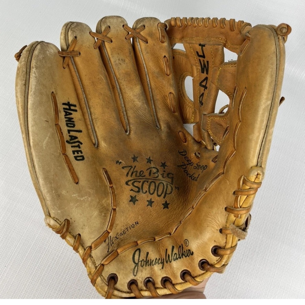 VTG Johnny Walker Baseball Glove JW44 LHT ‘Big Scoop’ Left Hand Thrower Softball